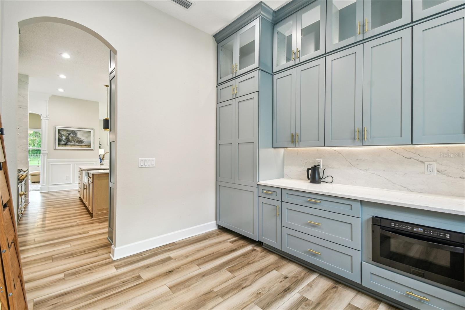 Image 71 of 100 For 13711 Lussier Lane