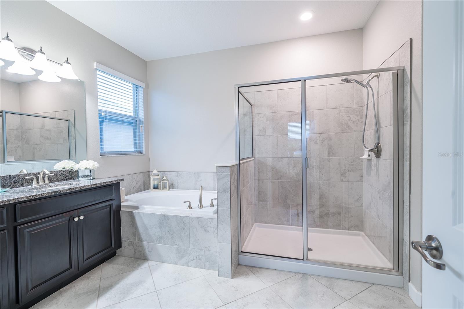 Image 12 of 47 For 4145 Shrewbury Place