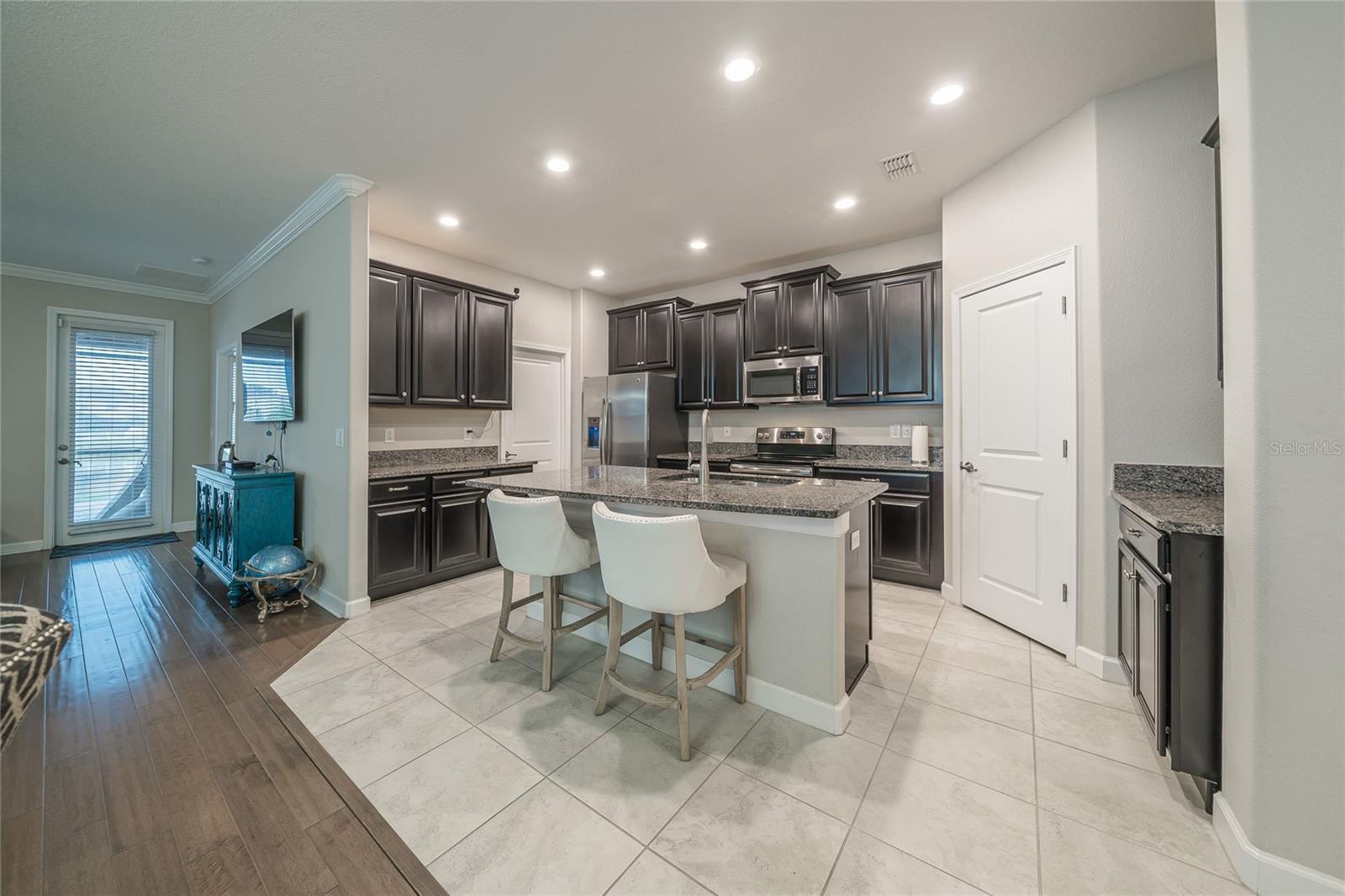 Image 31 of 47 For 4145 Shrewbury Place
