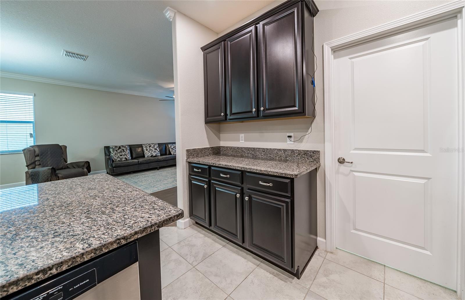 Image 32 of 47 For 4145 Shrewbury Place