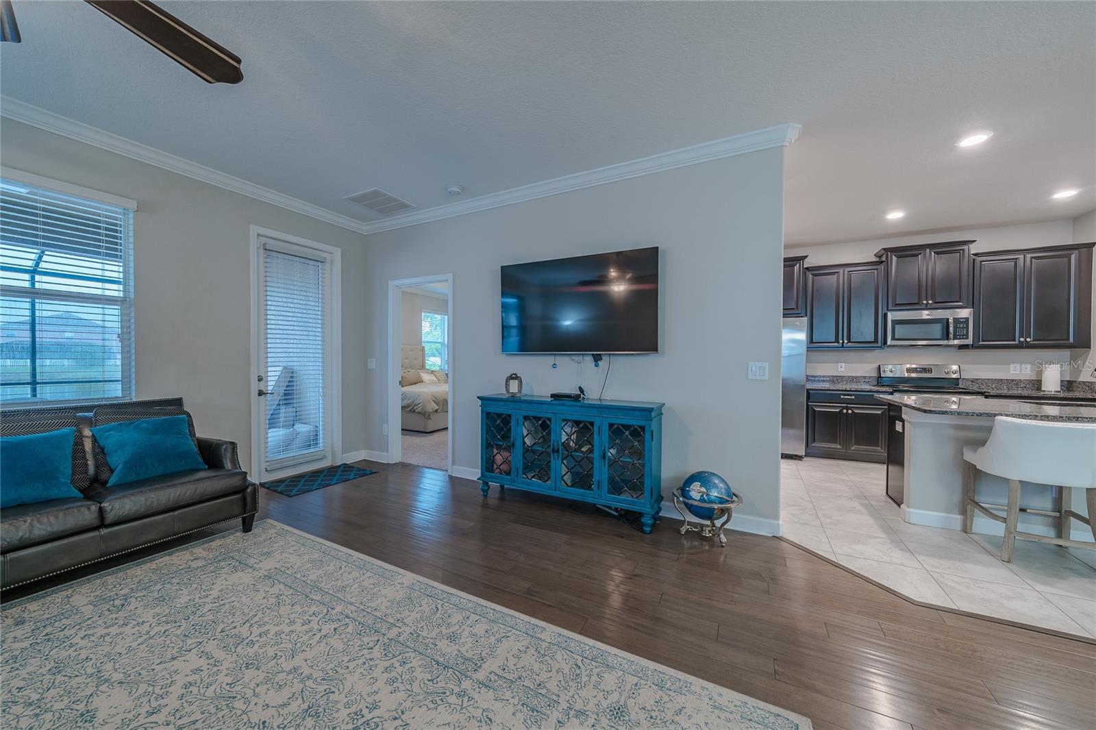 Image 8 of 47 For 4145 Shrewbury Place
