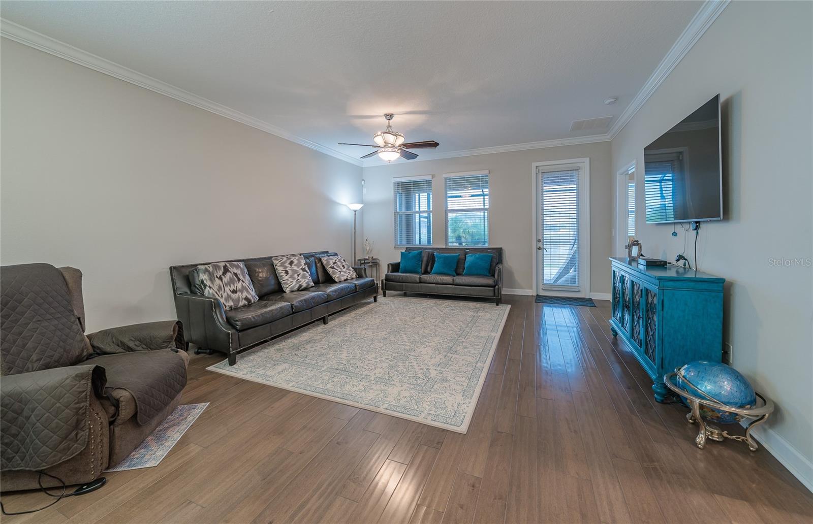 Image 9 of 47 For 4145 Shrewbury Place
