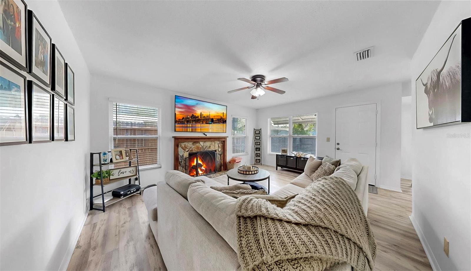 Image 19 of 31 For 10713 Ojus Drive