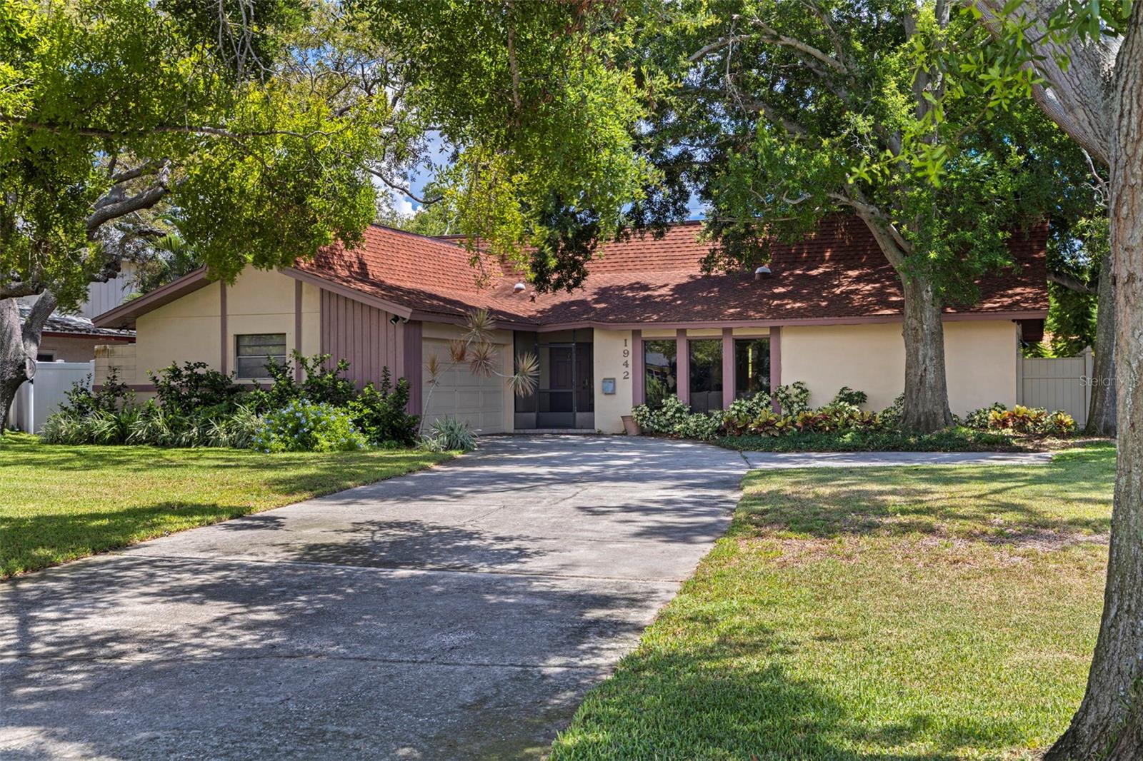 1942 Pinellas Point Drive S