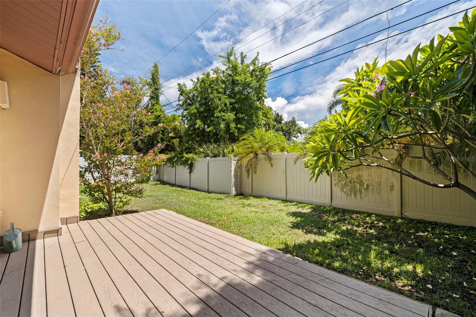 Listing photo id 28 for 1942 Pinellas Point Drive S
