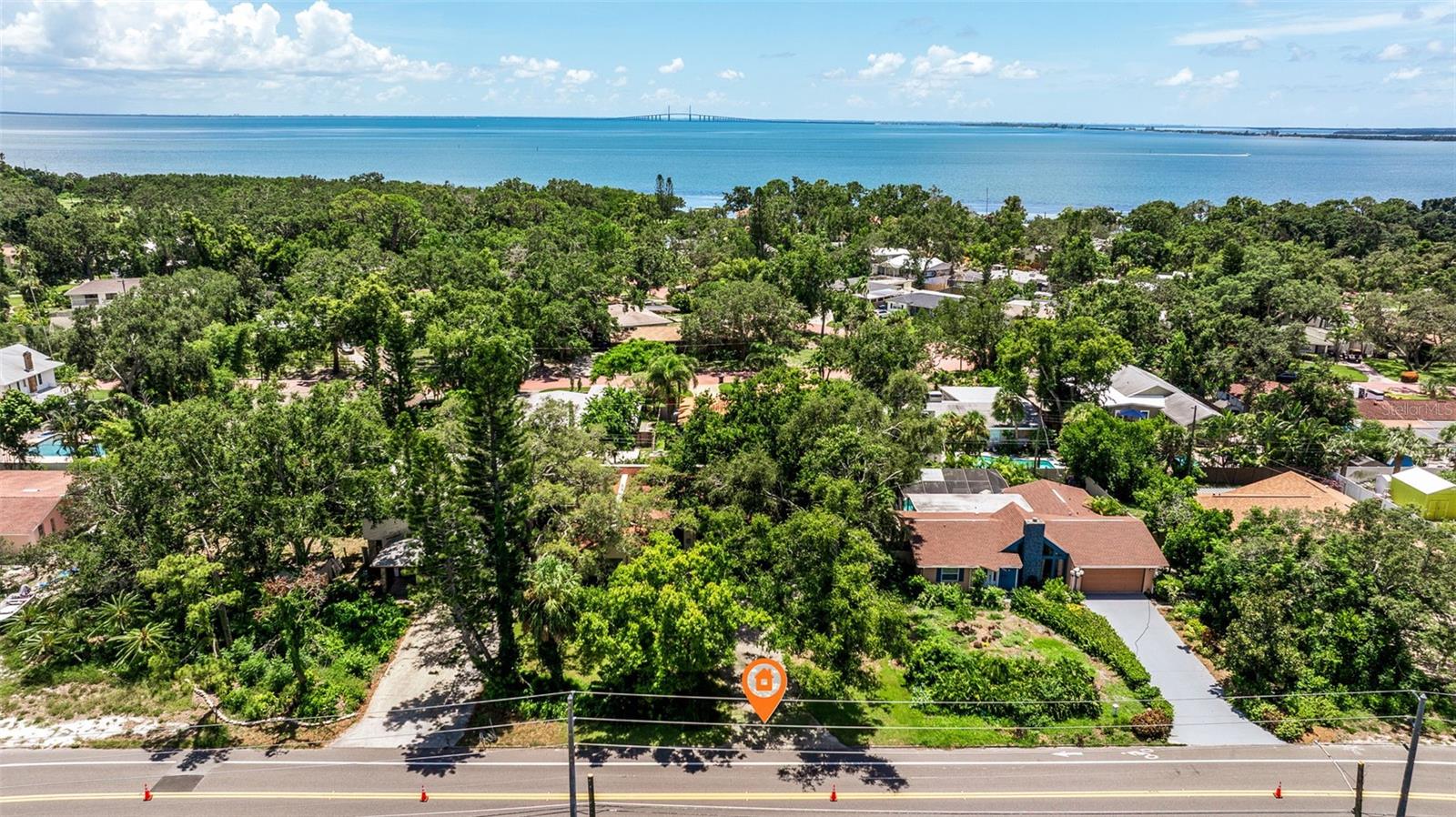 Listing photo id 31 for 1942 Pinellas Point Drive S