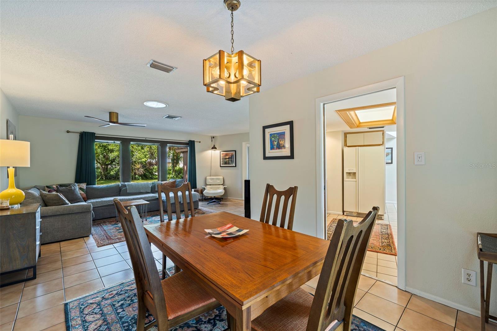 Listing photo id 5 for 1942 Pinellas Point Drive S