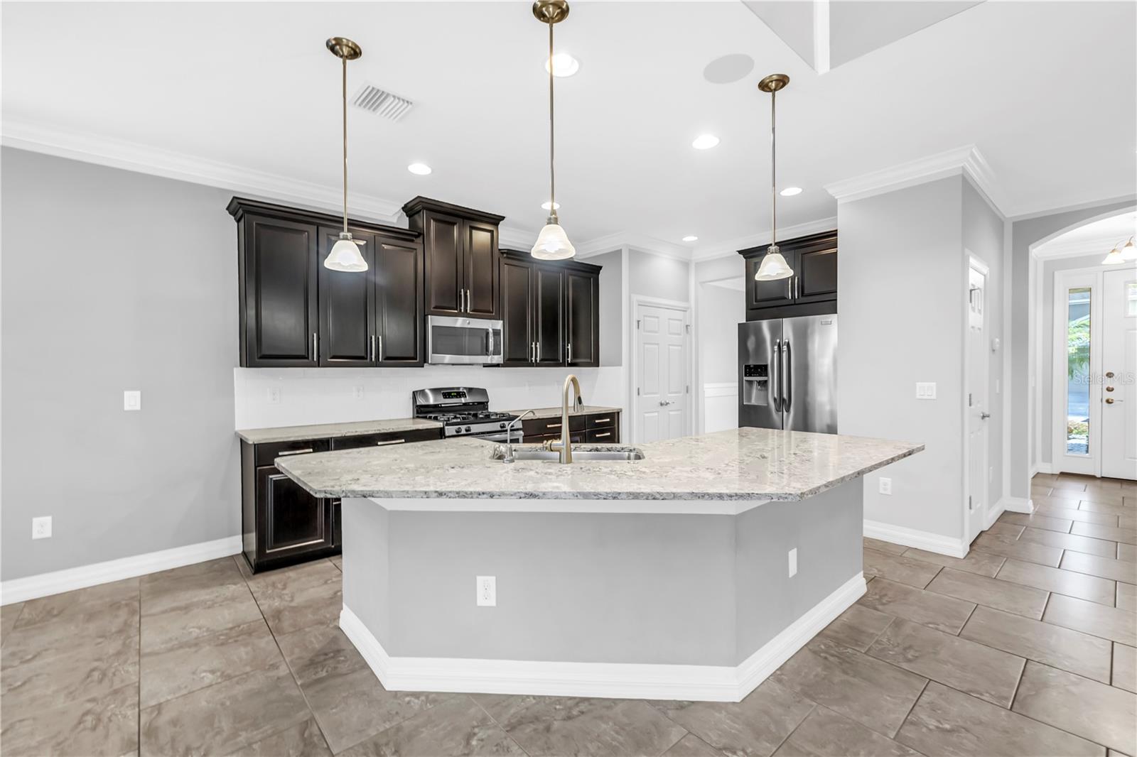 Image 27 of 74 For 27094 Carolina Aster Drive