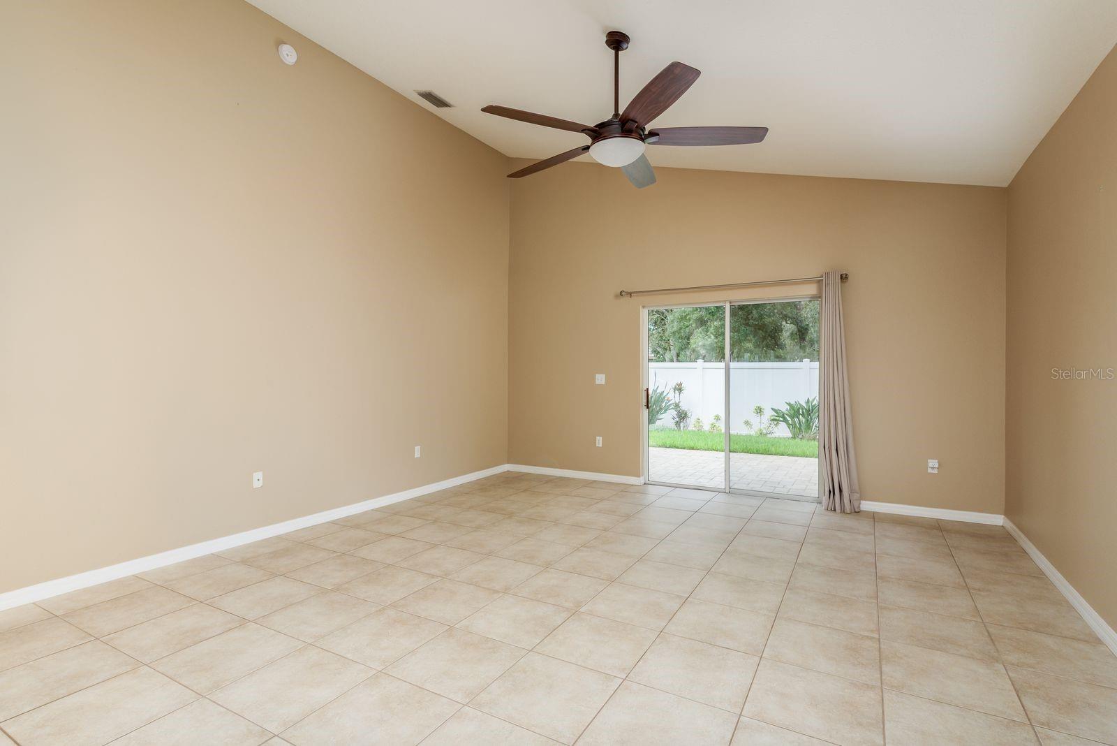 Image 14 of 49 For 11837 Colony Lakes Boulevard