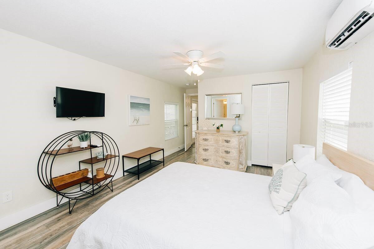 Image 11 of 25 For 4453 2nd Avenue N