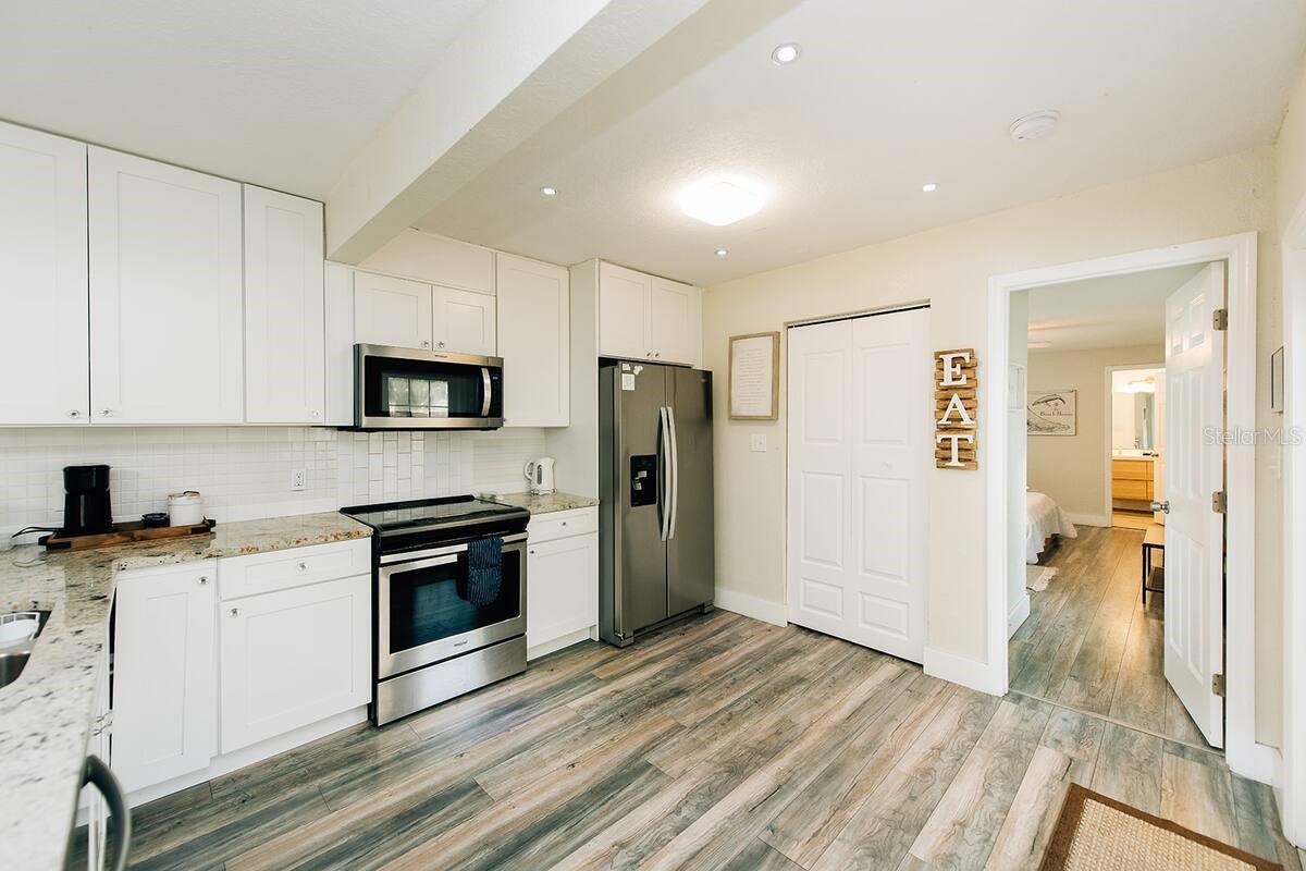 Image 9 of 25 For 4453 2nd Avenue N