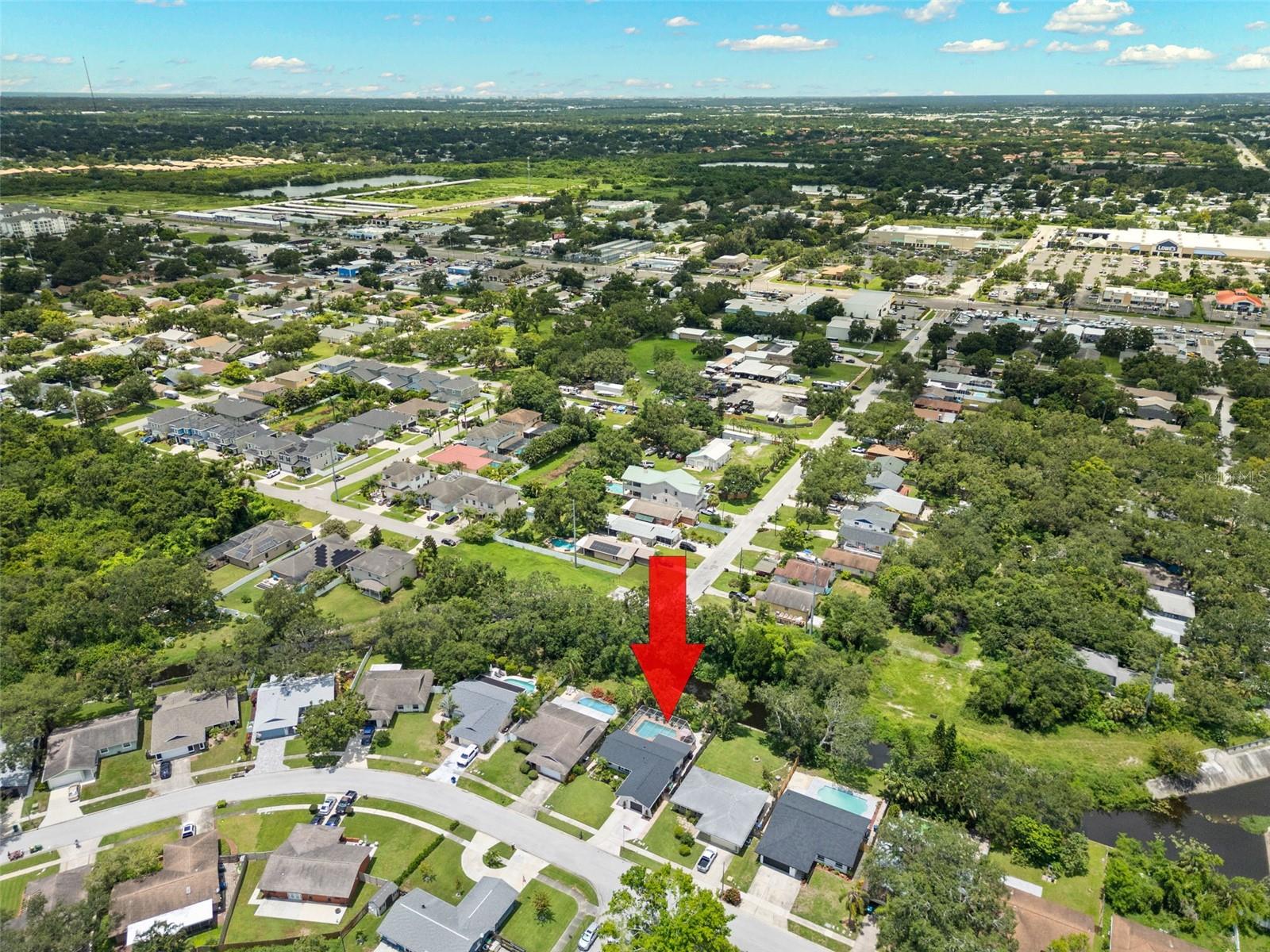 Image 34 of 39 For 6833 Circlecreek Drive