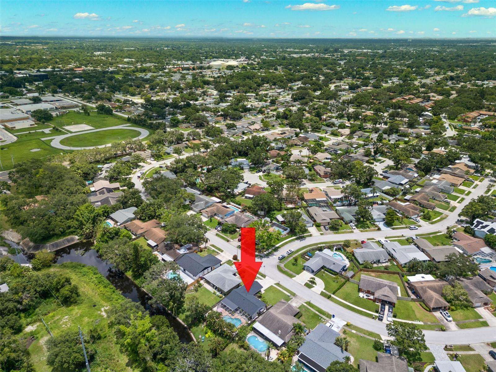 Image 36 of 39 For 6833 Circlecreek Drive