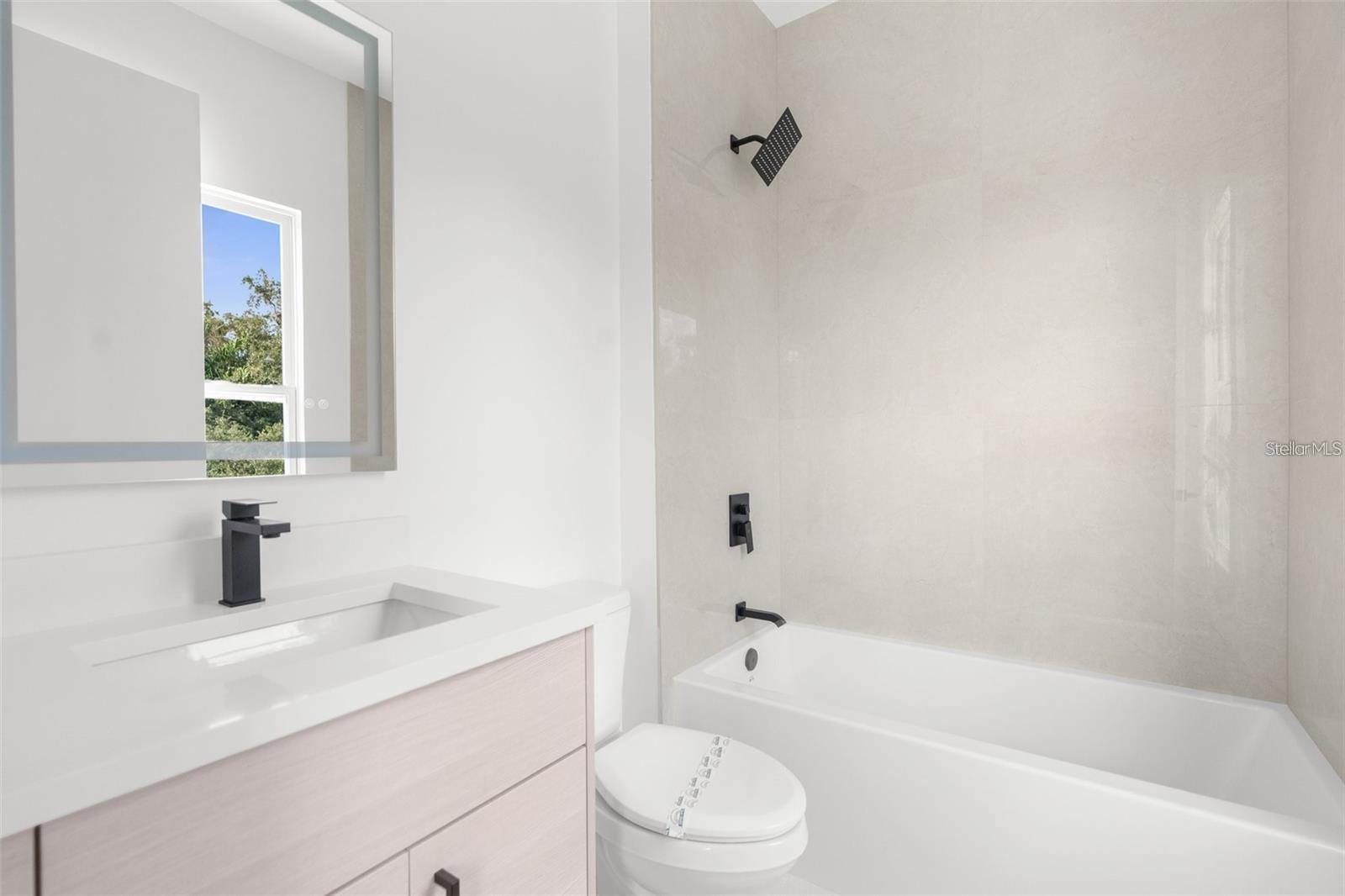 Image 12 of 19 For 102 Adalee Street 3