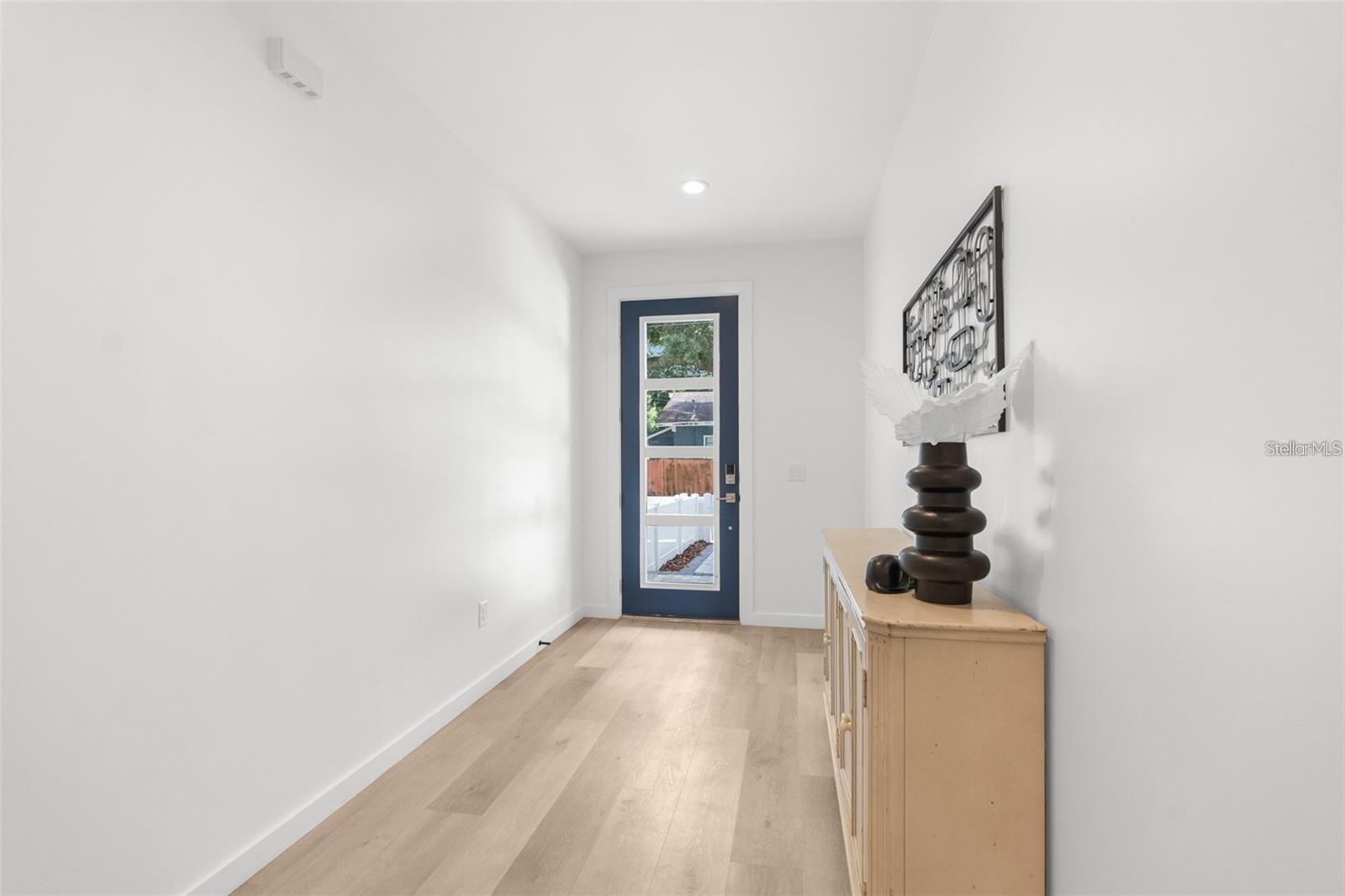 Image 5 of 19 For 102 Adalee Street 3