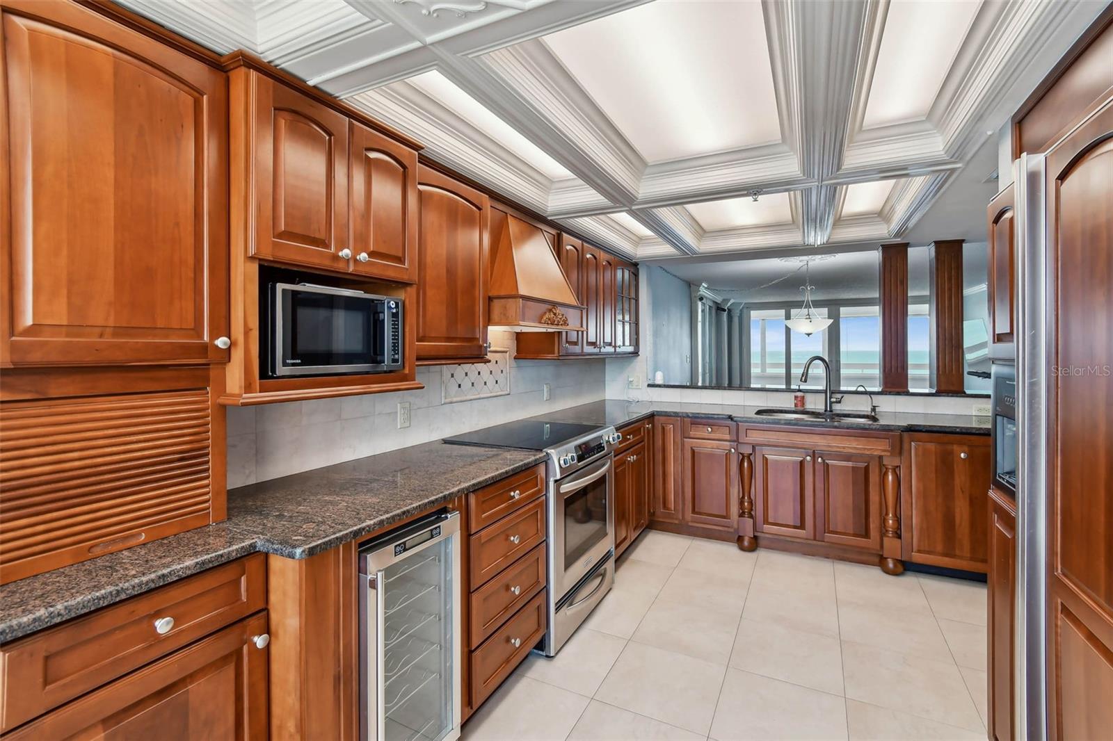 Image 22 of 62 For 17900 Gulf Boulevard 12a