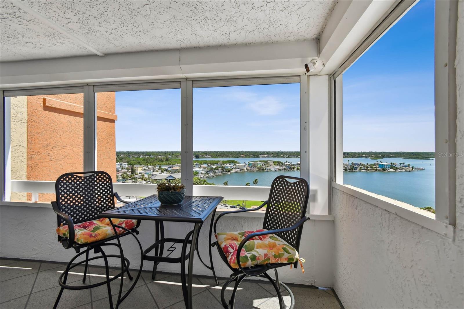 Image 3 of 62 For 17900 Gulf Boulevard 12a