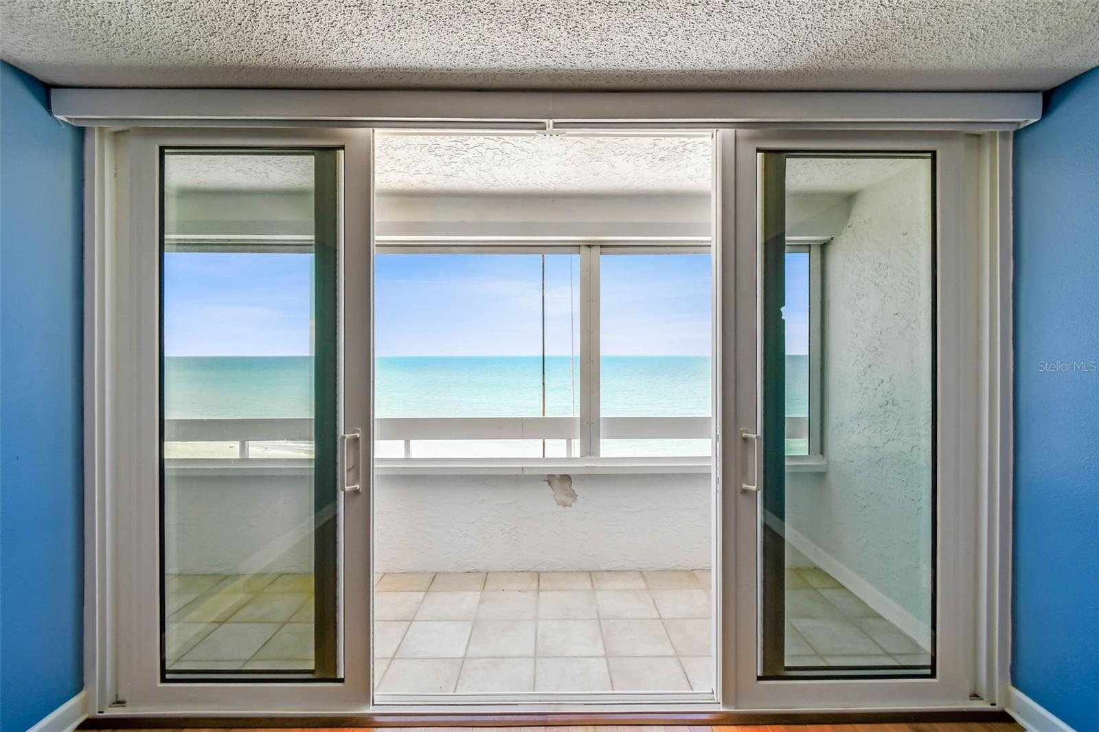Image 33 of 62 For 17900 Gulf Boulevard 12a