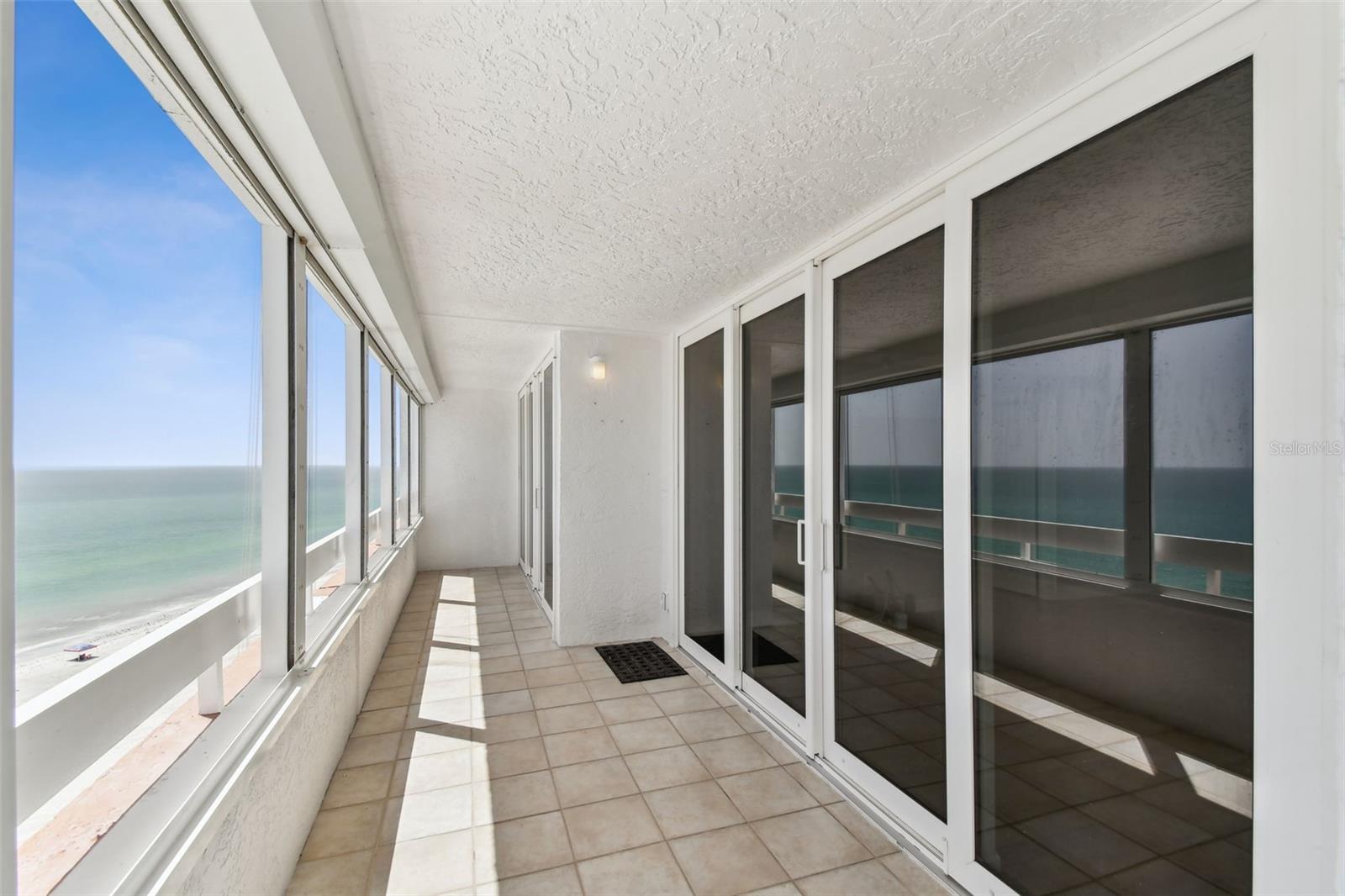 Image 44 of 62 For 17900 Gulf Boulevard 12a