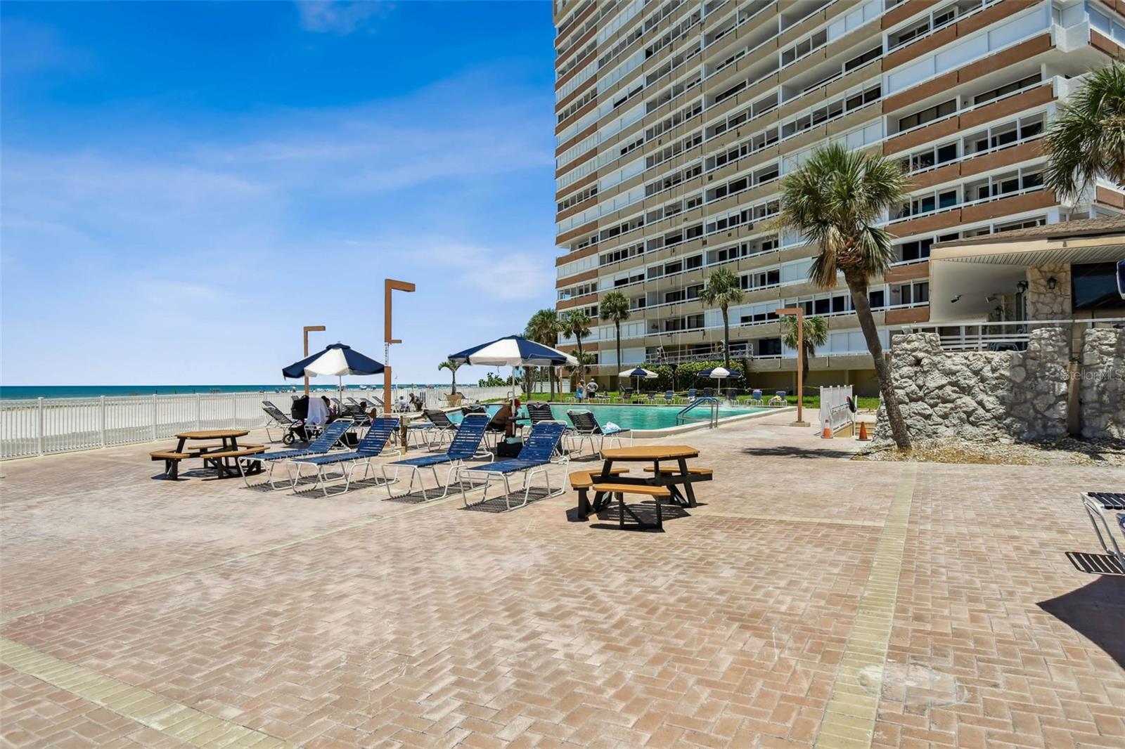 Image 55 of 62 For 17900 Gulf Boulevard 12a