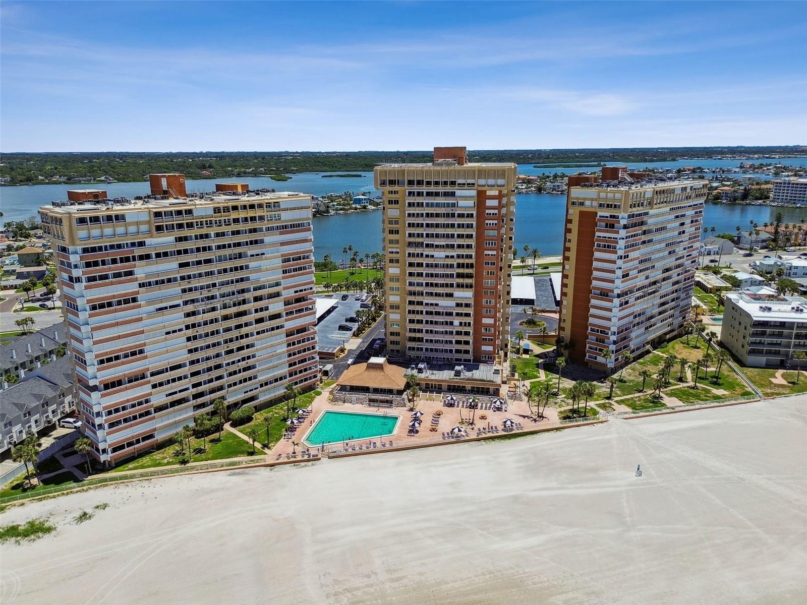 Image 61 of 62 For 17900 Gulf Boulevard 12a