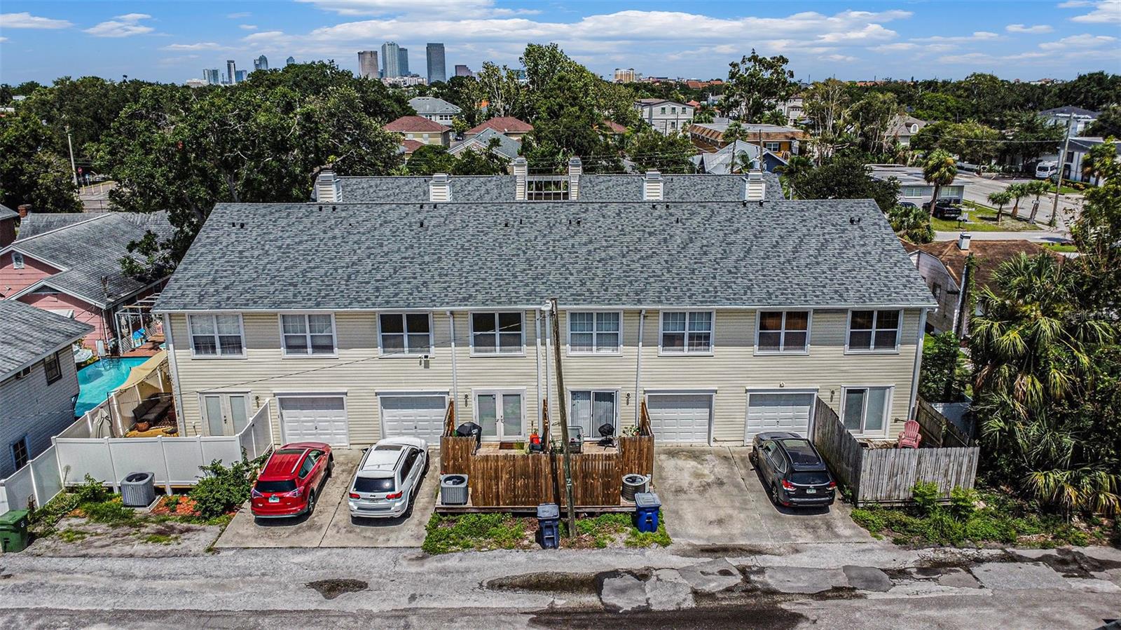 Listing photo id 32 for 307 Bungalow Park Avenue B