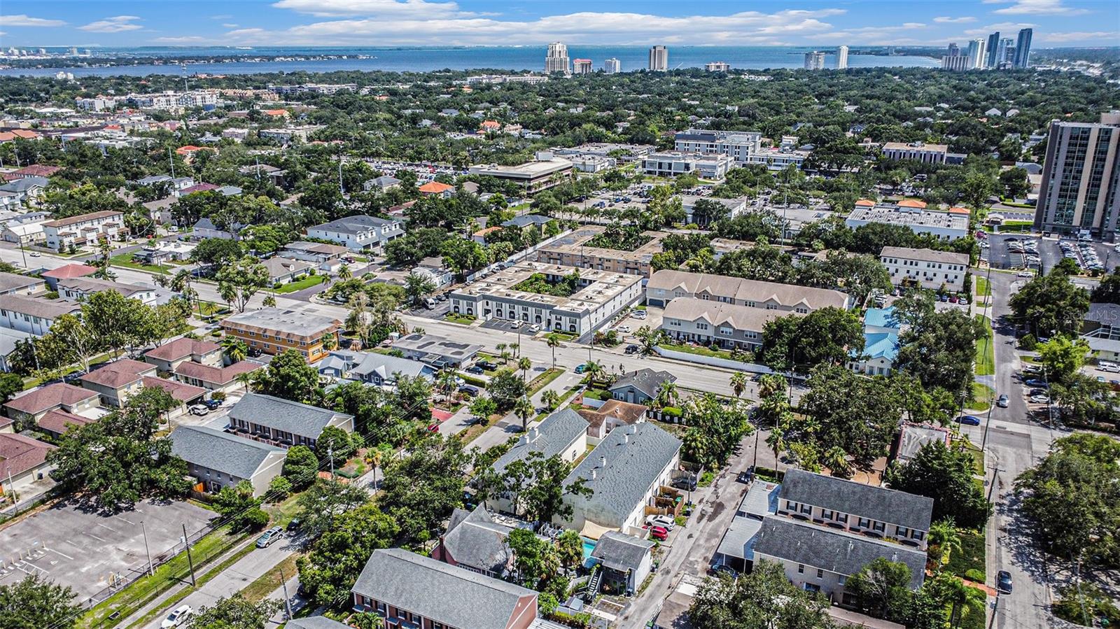 Listing photo id 34 for 307 Bungalow Park Avenue B