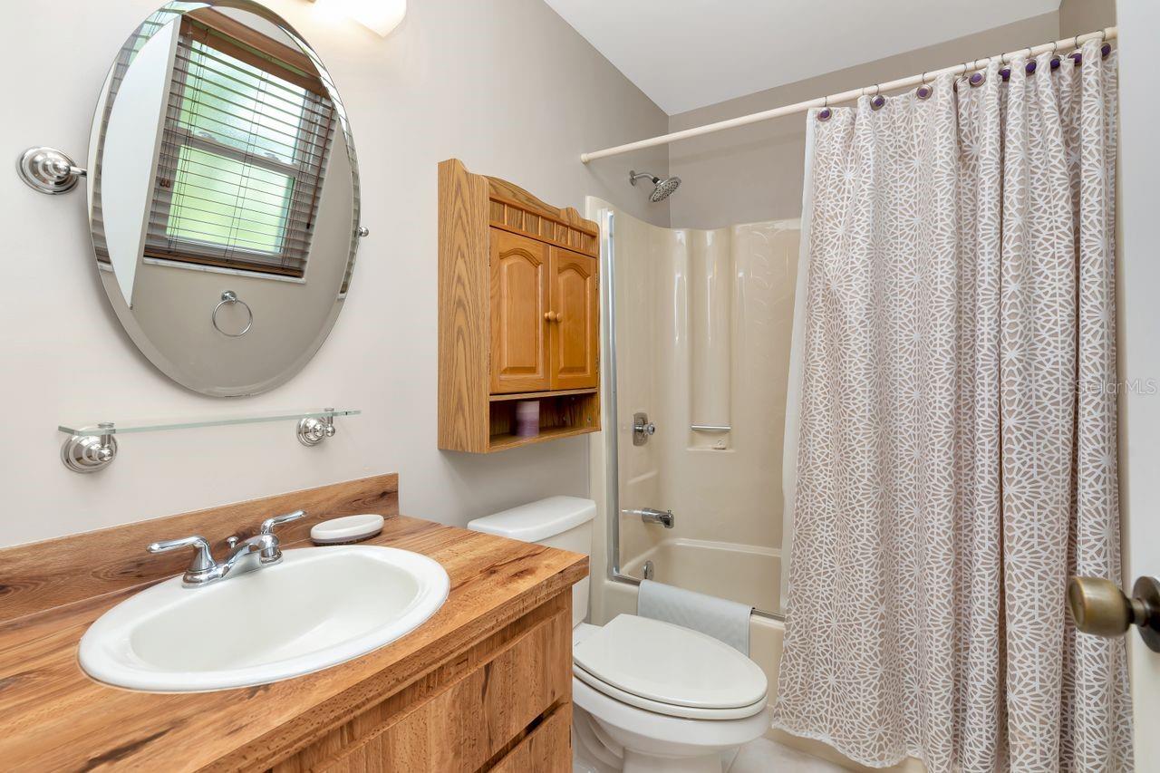 Image 23 of 39 For 1704 Caledonia Court