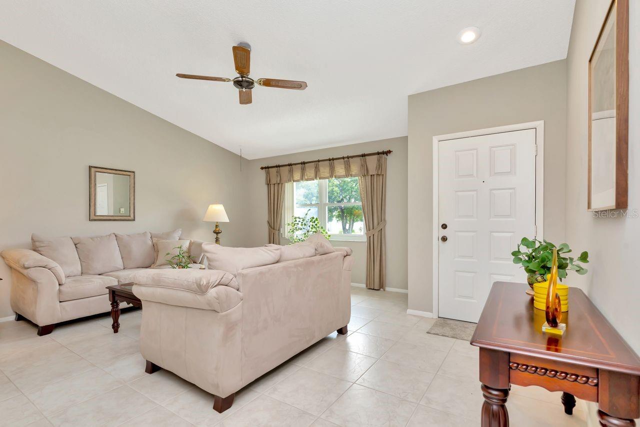 Image 3 of 39 For 1704 Caledonia Court