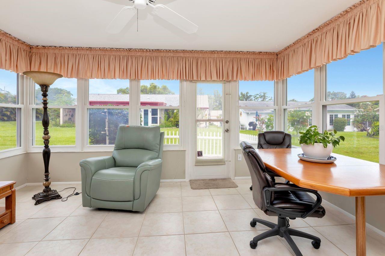 Image 6 of 39 For 1704 Caledonia Court