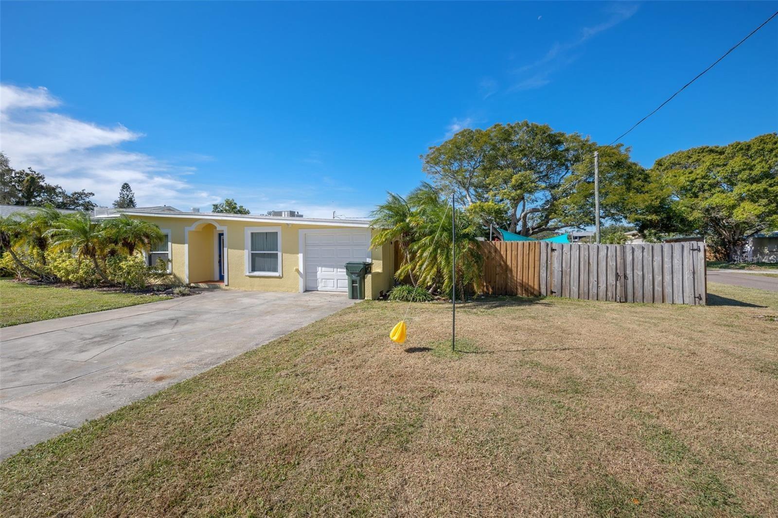Image 33 of 34 For 12384 144th Street