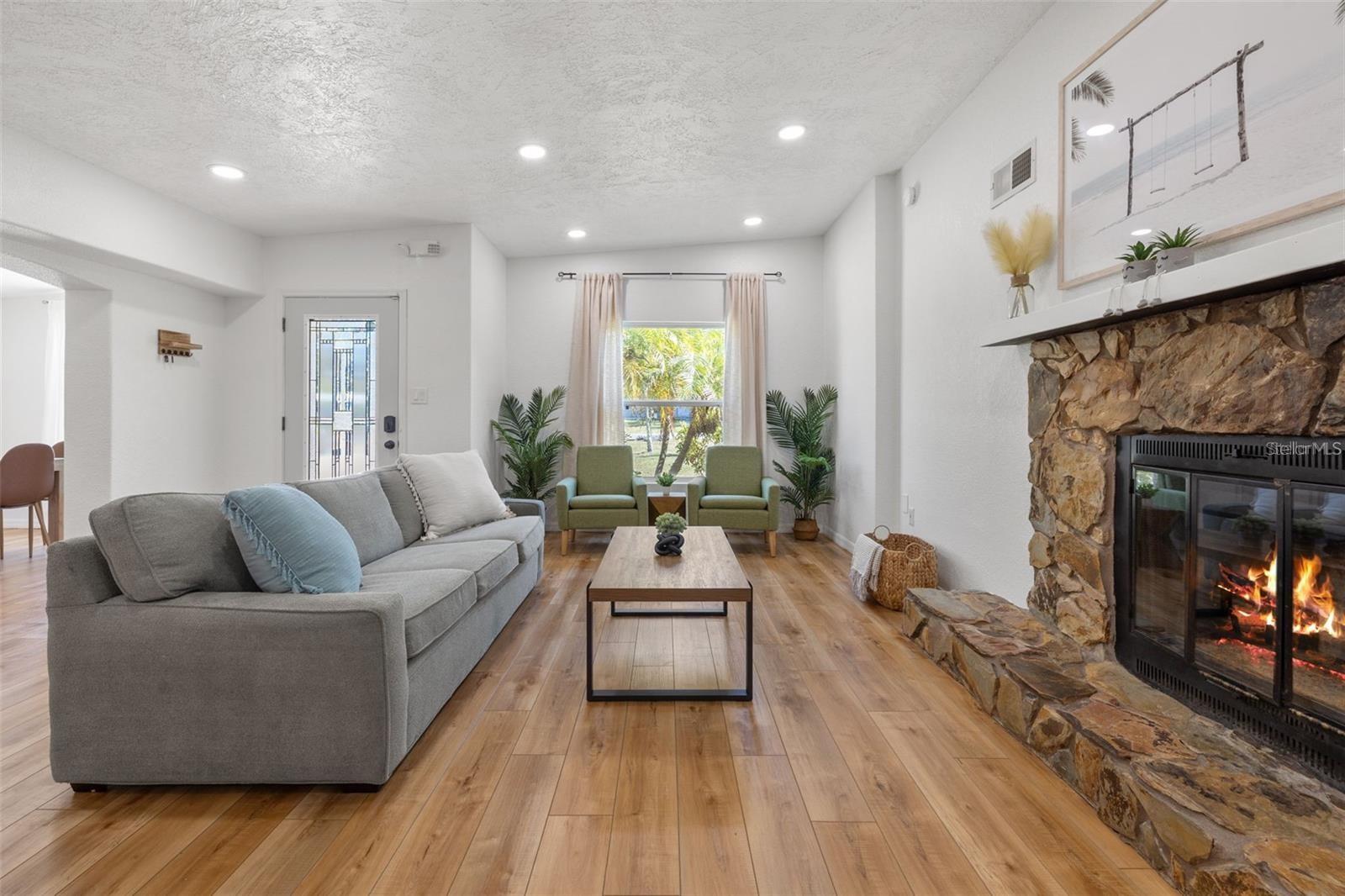 Image 6 of 34 For 12384 144th Street