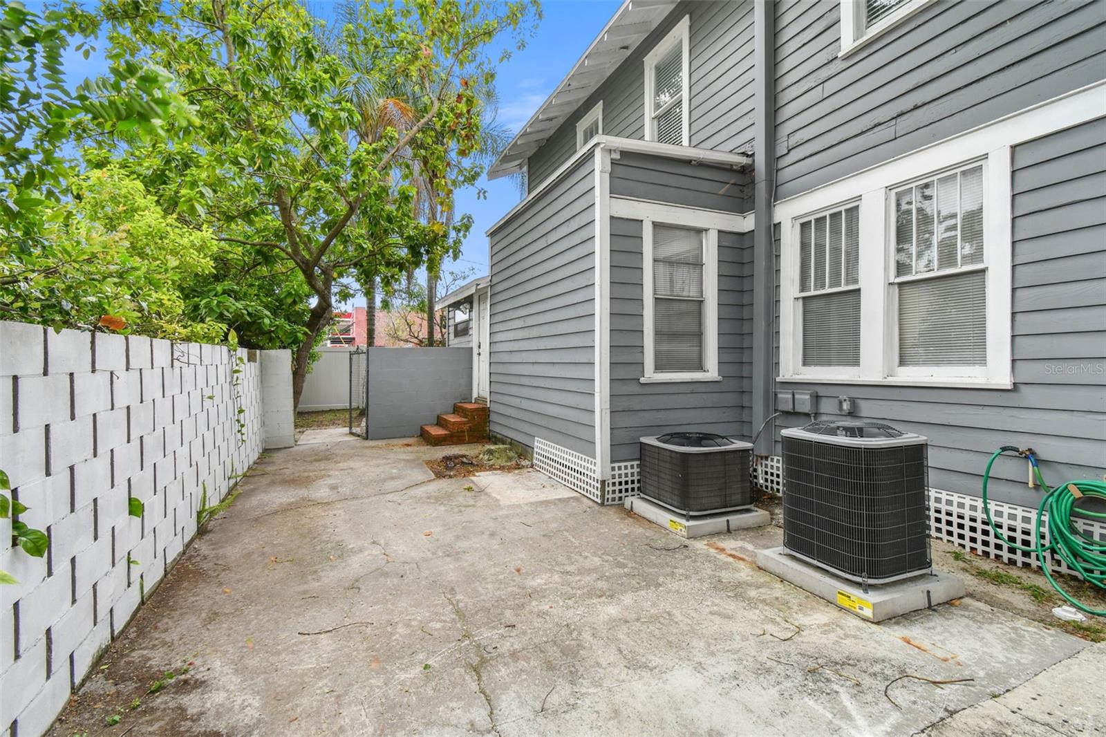 Image 38 of 46 For 6810 Navin Avenue