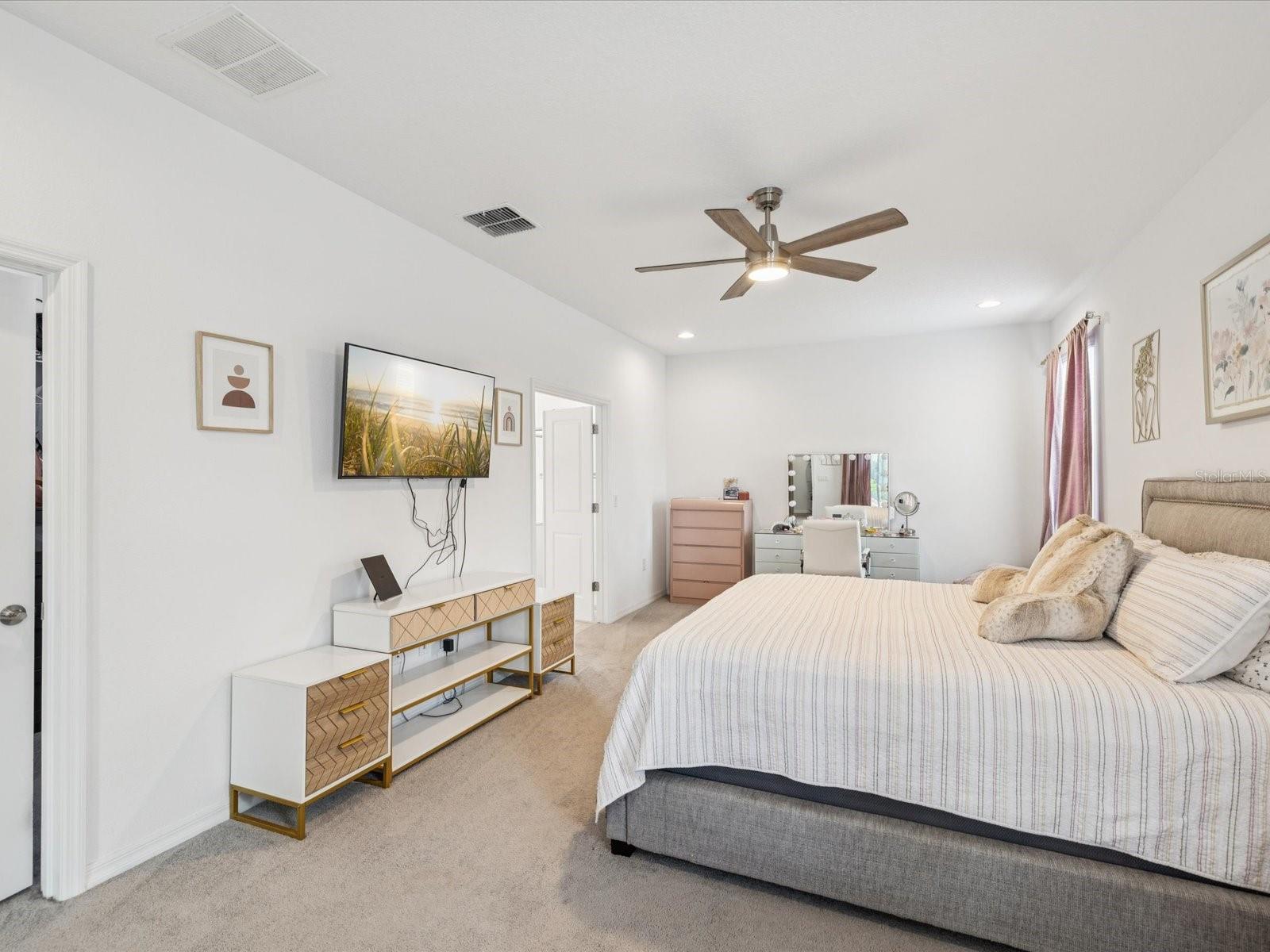 Image 31 of 67 For 12466 Rosepine Place