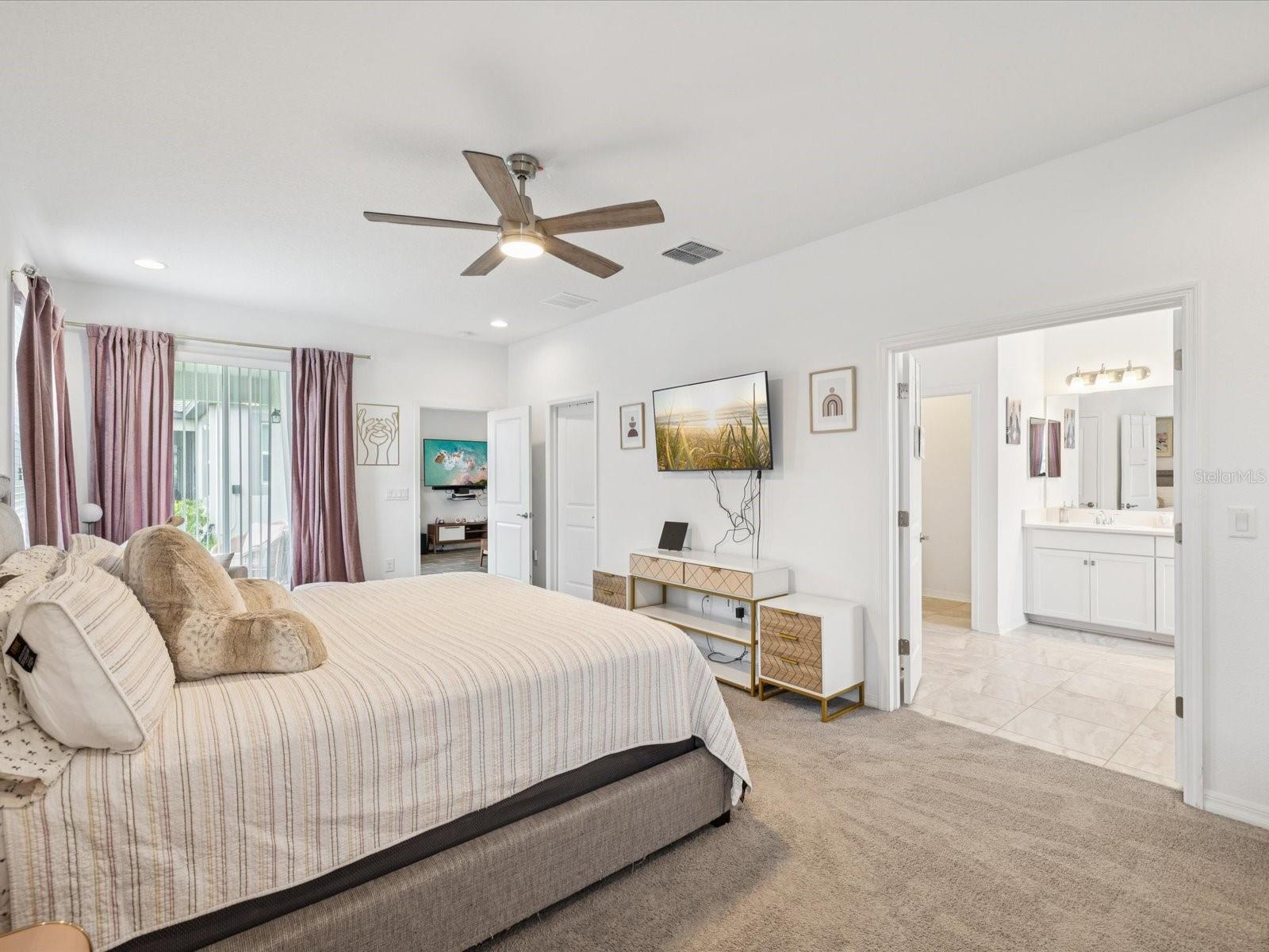 Image 32 of 67 For 12466 Rosepine Place