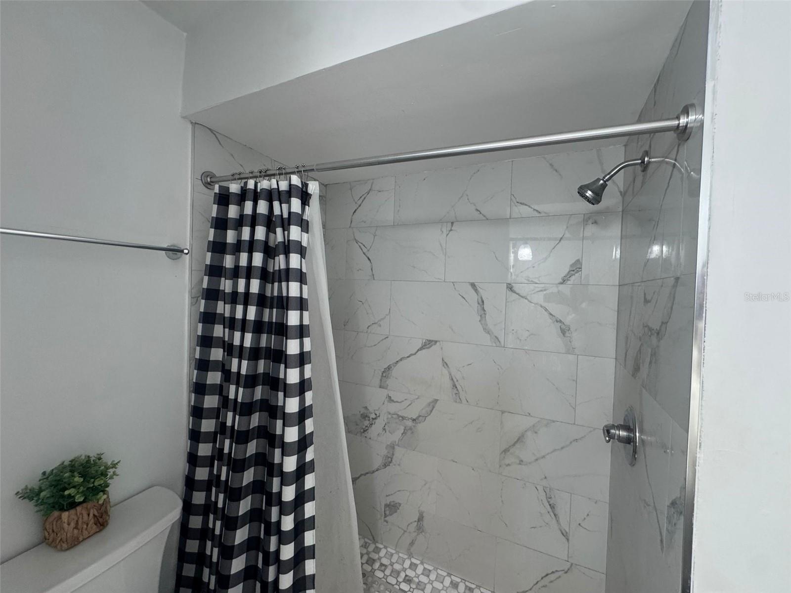 Image 26 of 54 For 7210 Manhattan Avenue 2423