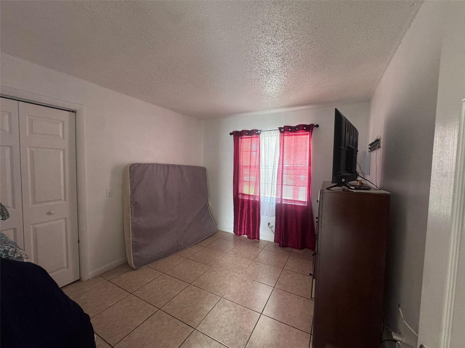 Image 27 of 54 For 7210 Manhattan Avenue 2423