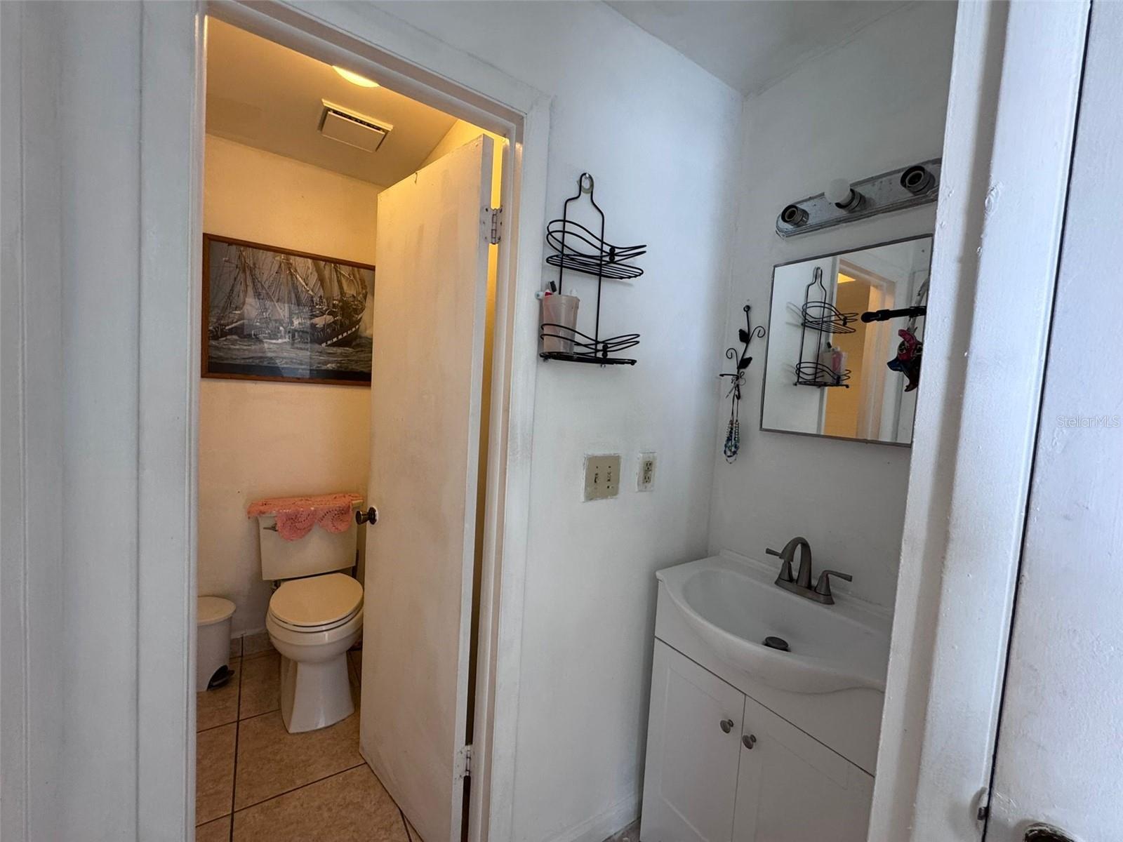 Image 29 of 54 For 7210 Manhattan Avenue 2423