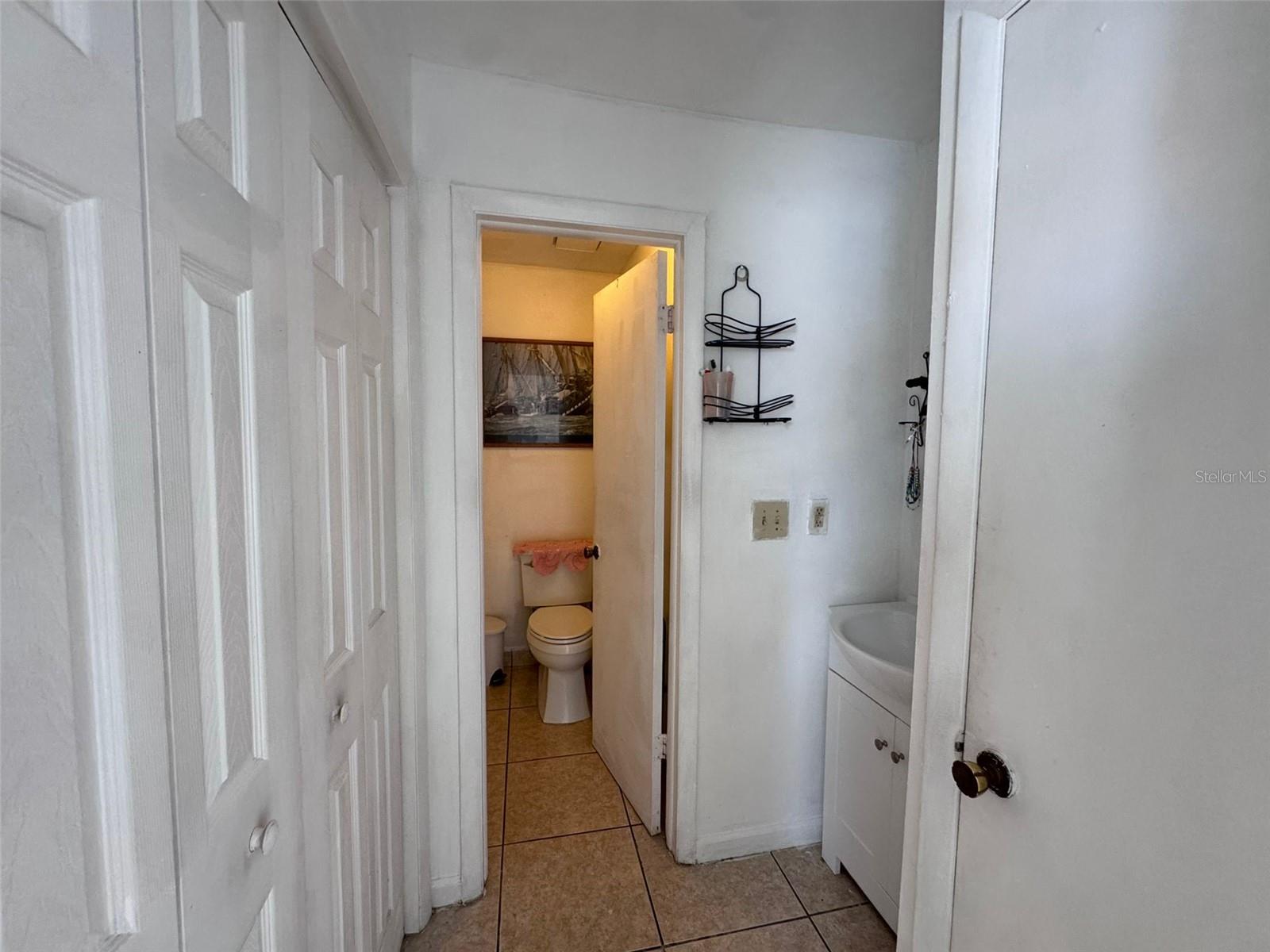 Image 30 of 54 For 7210 Manhattan Avenue 2423