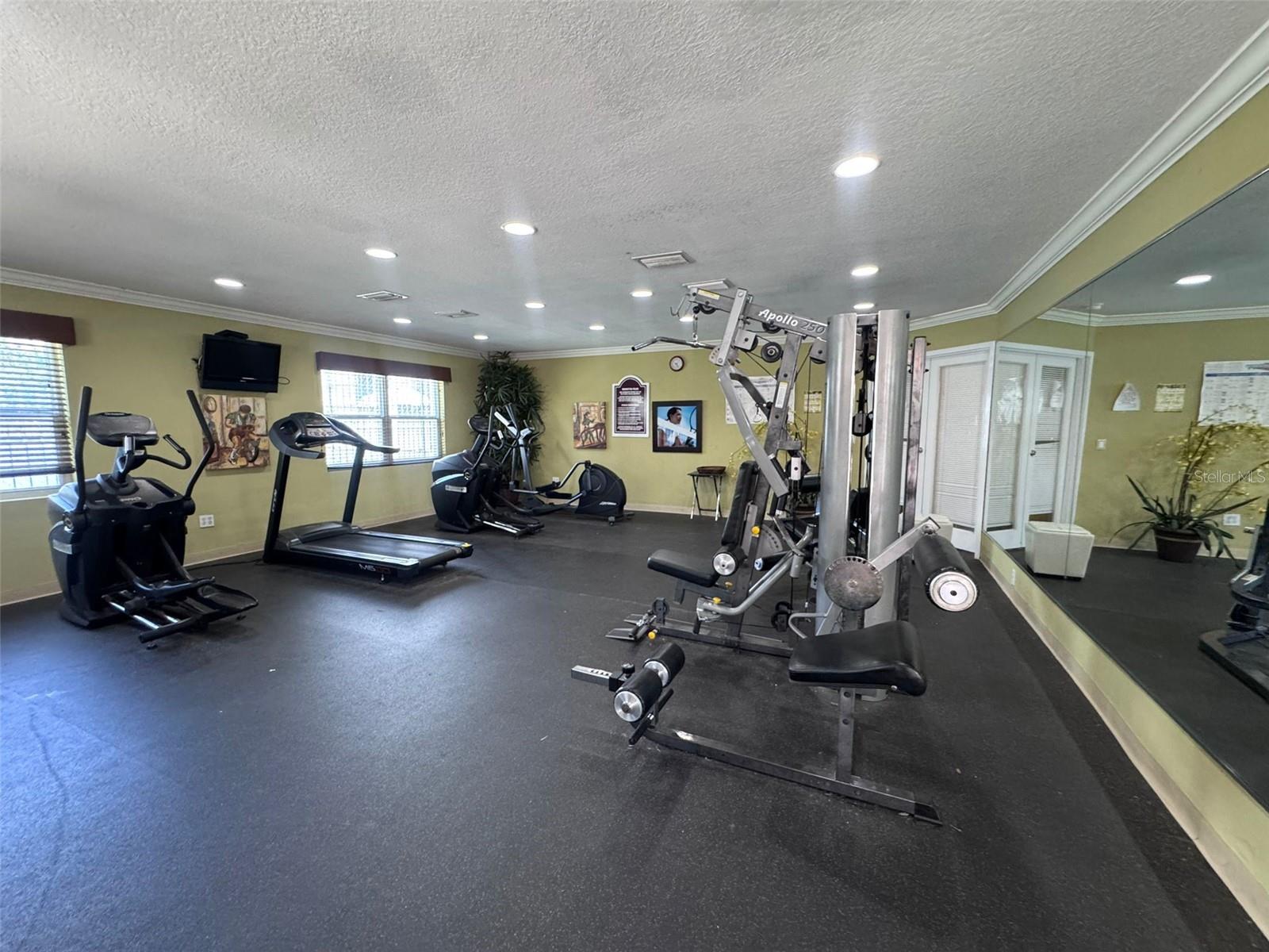 Image 35 of 54 For 7210 Manhattan Avenue 2423