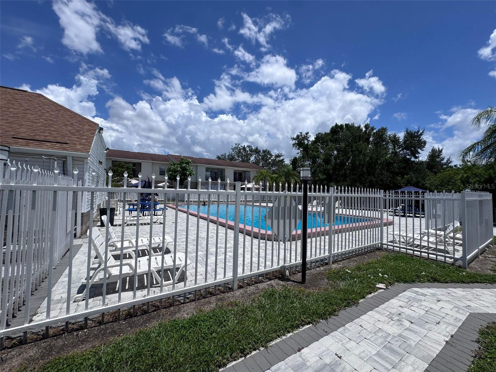 Image 40 of 54 For 7210 Manhattan Avenue 2423
