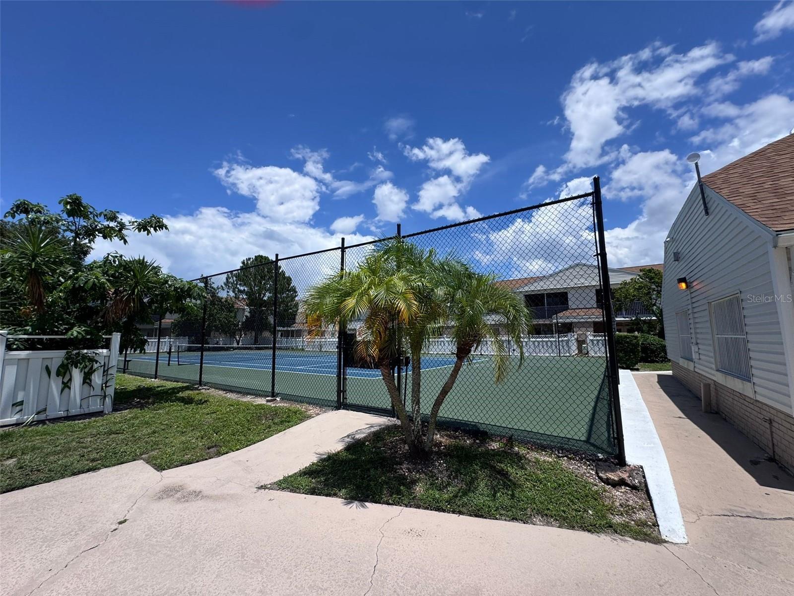 Image 43 of 54 For 7210 Manhattan Avenue 2423