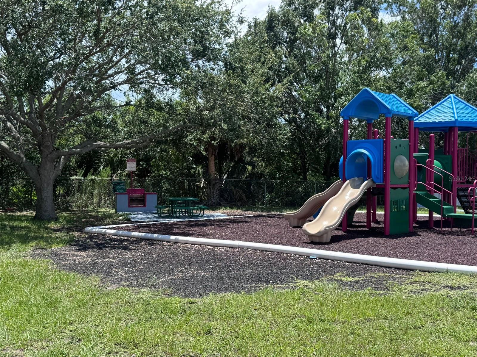 Image 49 of 54 For 7210 Manhattan Avenue 2423