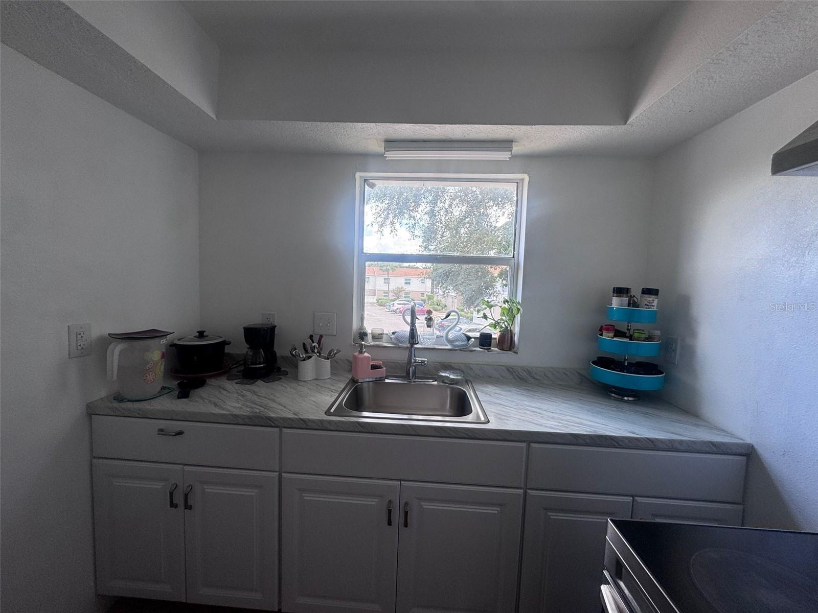 Image 7 of 54 For 7210 Manhattan Avenue 2423