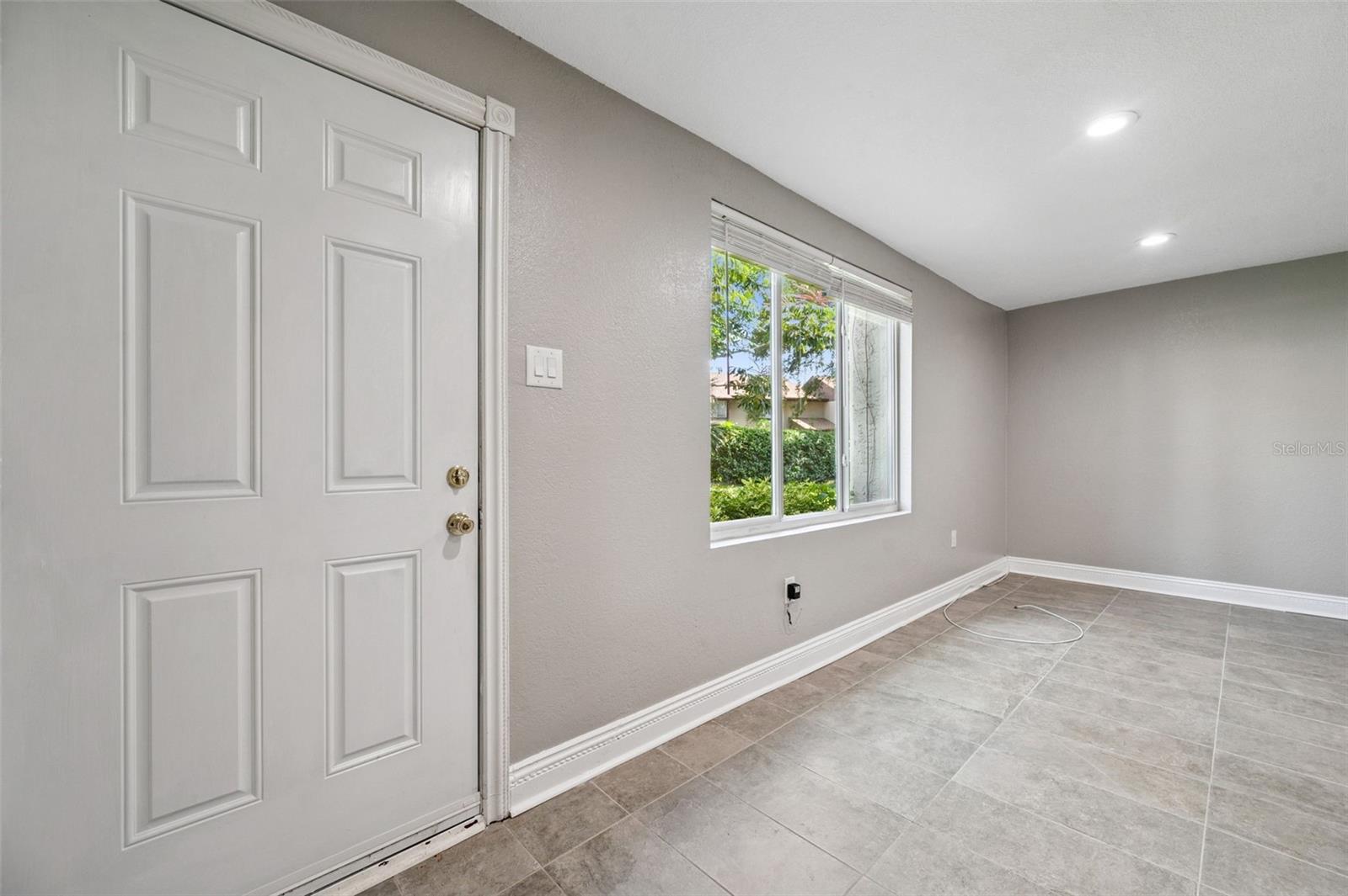 Image 4 of 56 For 2944 Pine Cone Circle