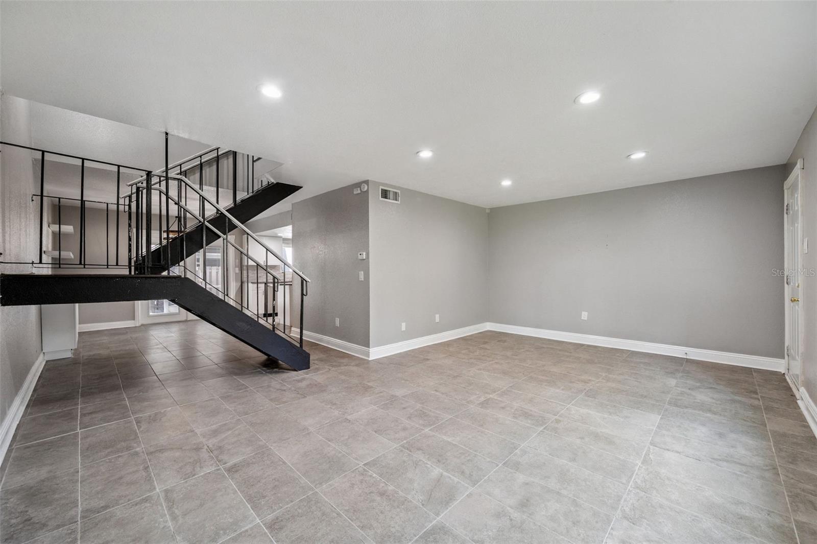 Image 8 of 56 For 2944 Pine Cone Circle