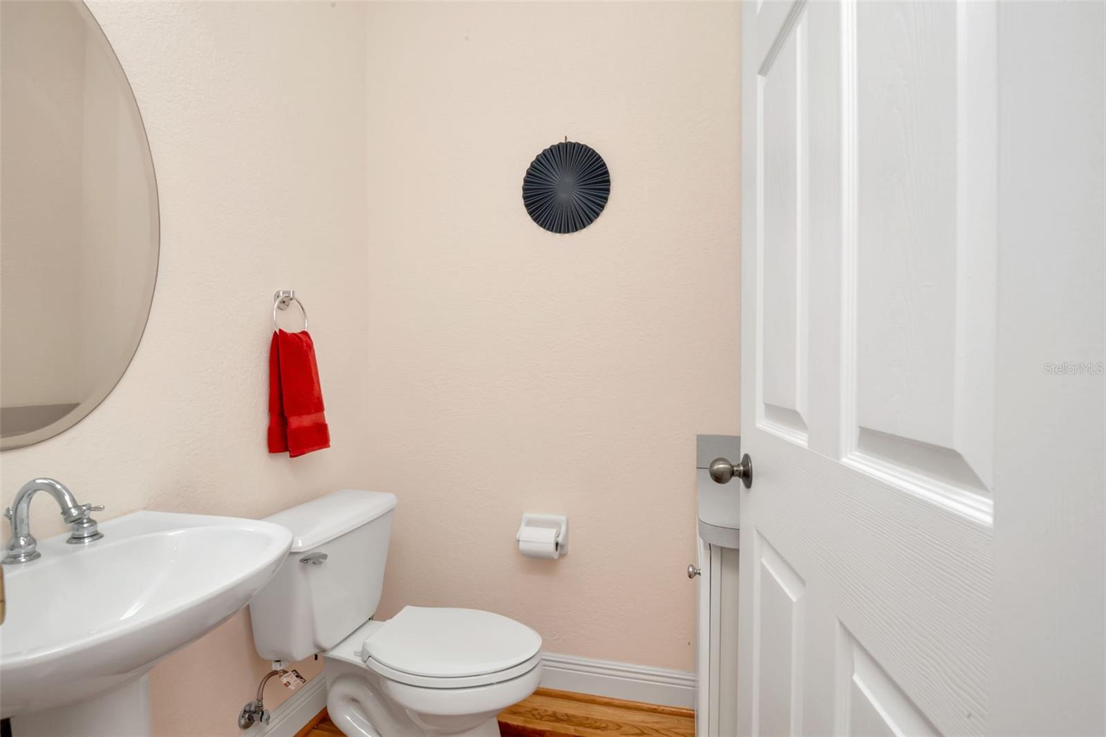 Image 14 of 42 For 113 Bosphorous Avenue 2