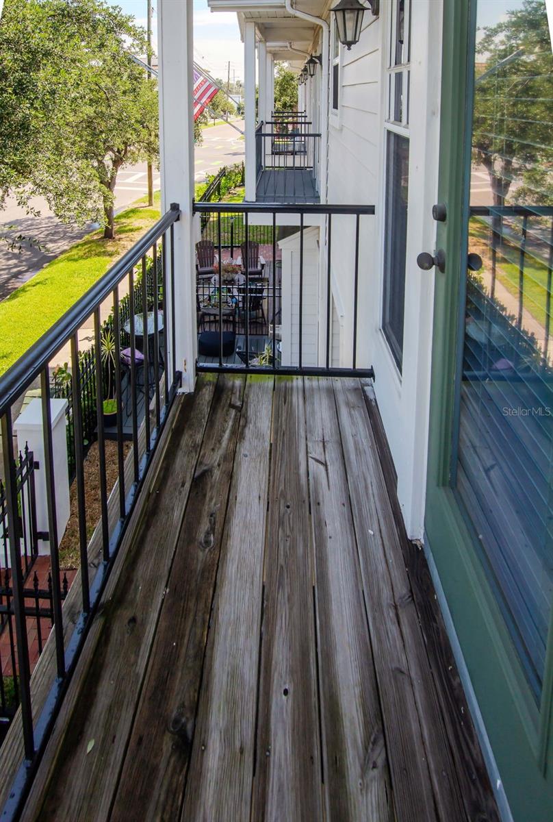 Image 34 of 42 For 113 Bosphorous Avenue 2