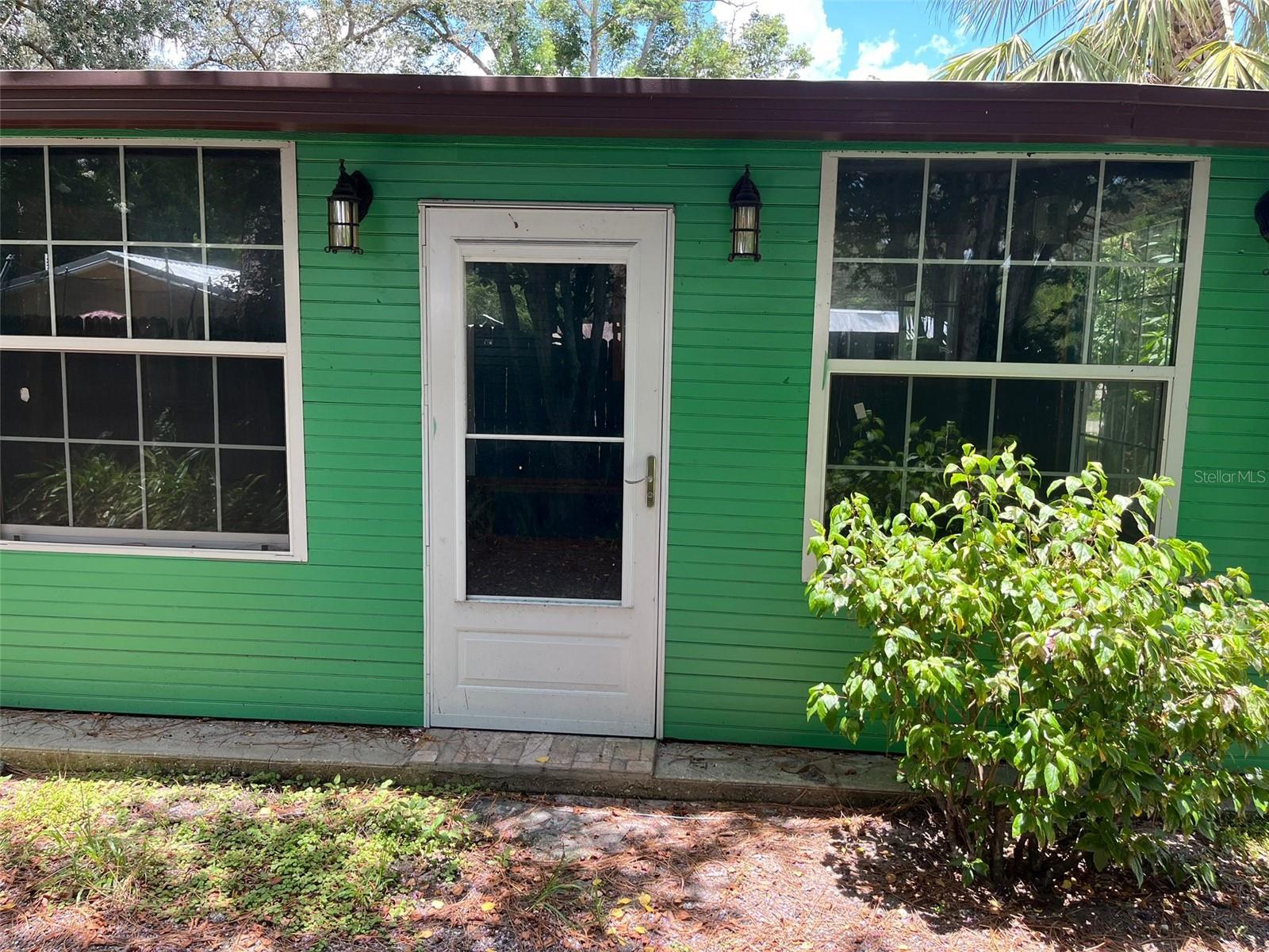 Details for 38250 Collins Avenue W, ZEPHYRHILLS, FL 33542