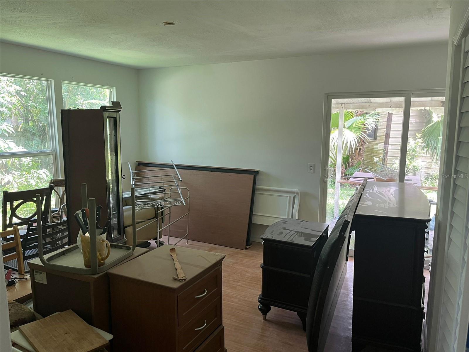 Image 24 of 28 For 38250 Collins Avenue W